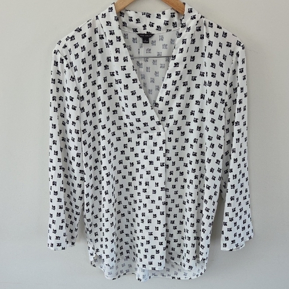 Ann Taylor Tops - Ann Taylor Black and White Blouse